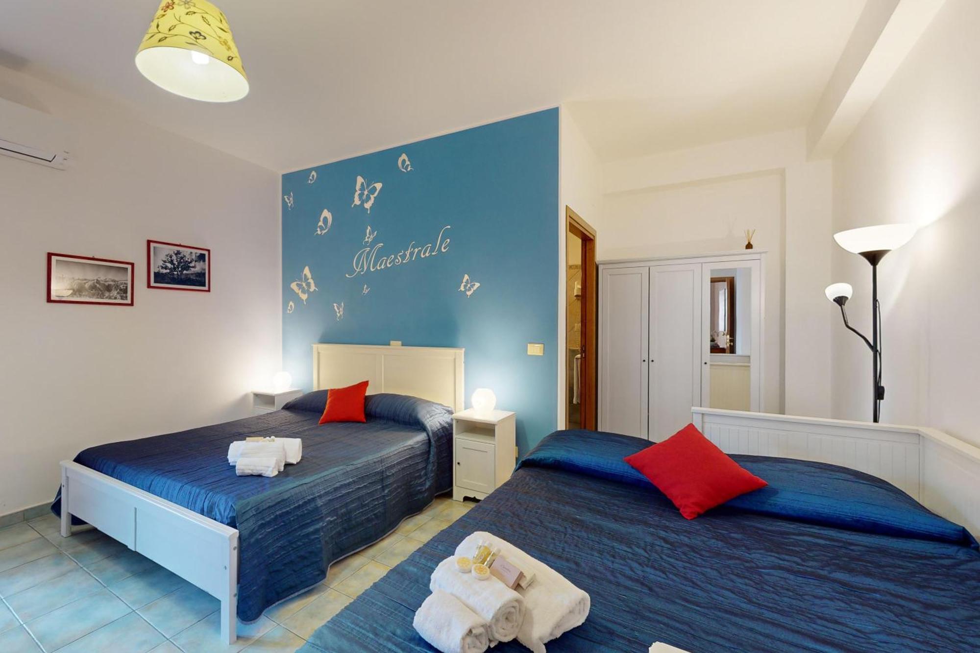 Hotel Donna Rosa Сант-Алессио-Сикуло Экстерьер фото
