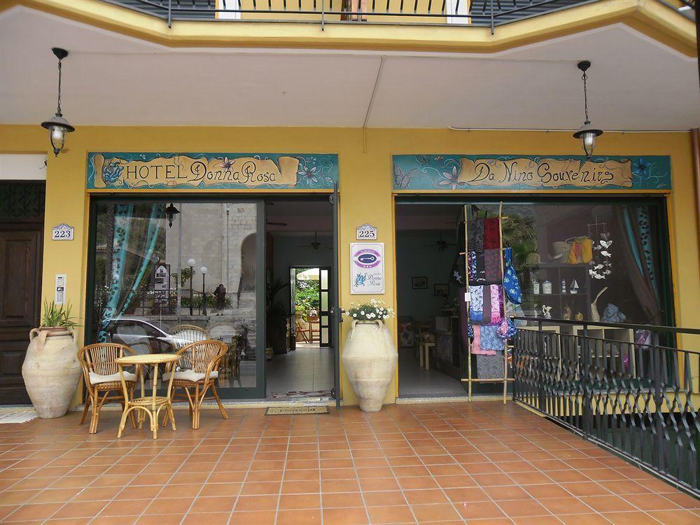 Hotel Donna Rosa Сант-Алессио-Сикуло Экстерьер фото